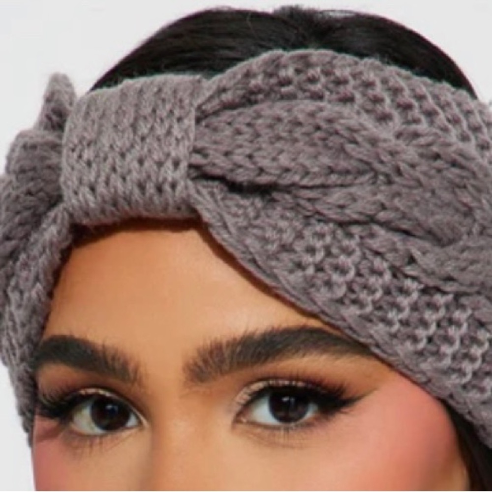 Cozy Knit Headband in Gray